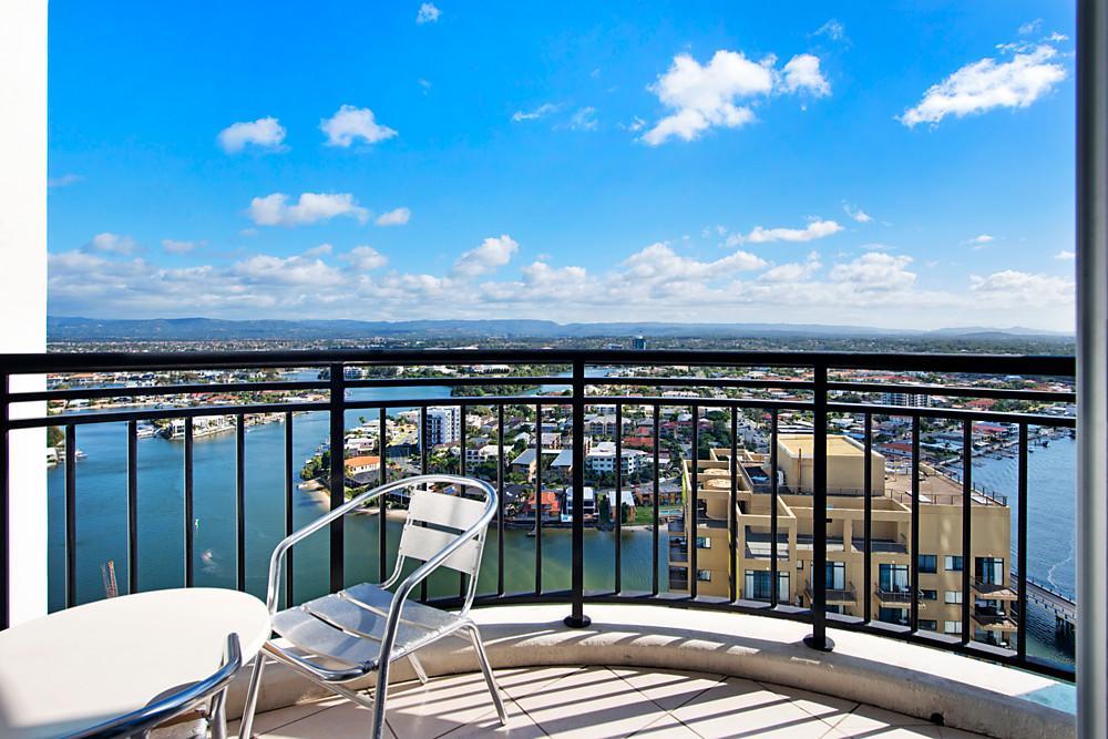 Apartment With Ocean Views Голд-Кост Экстерьер фото
