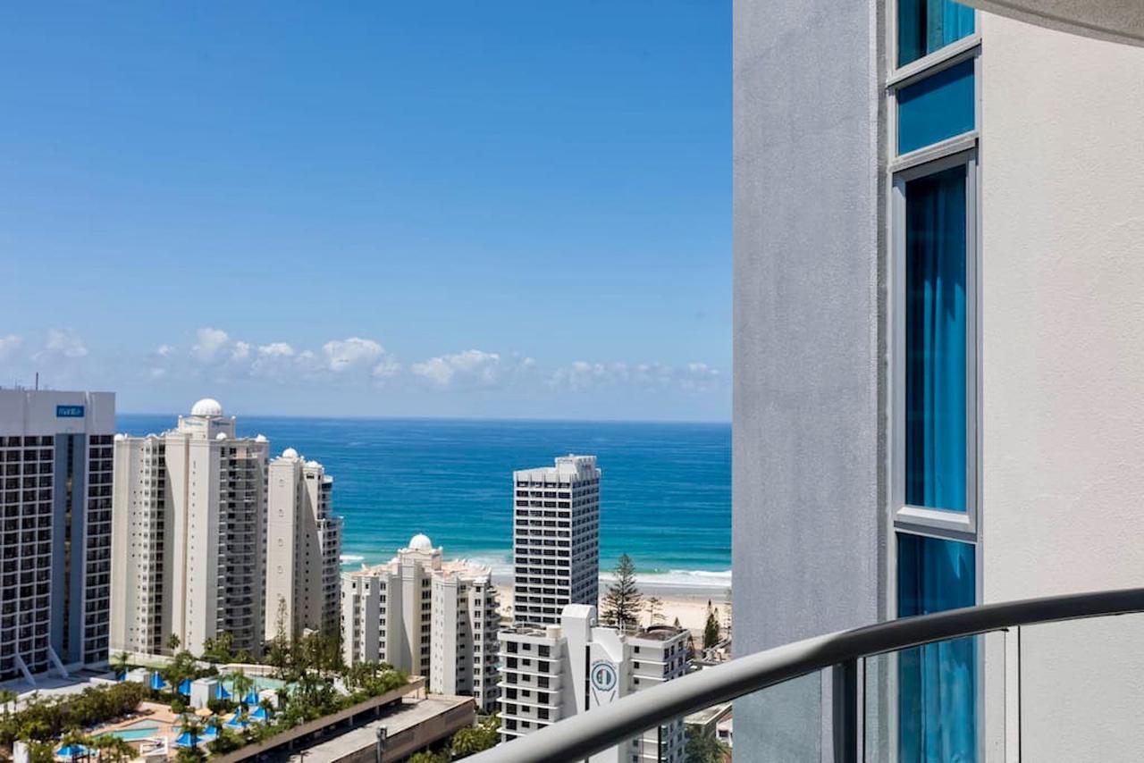 Apartment With Ocean Views Голд-Кост Экстерьер фото