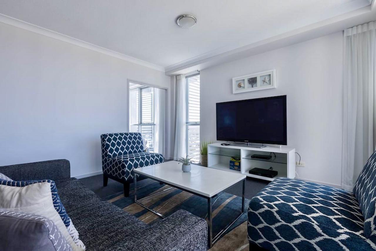 Apartment With Ocean Views Голд-Кост Экстерьер фото